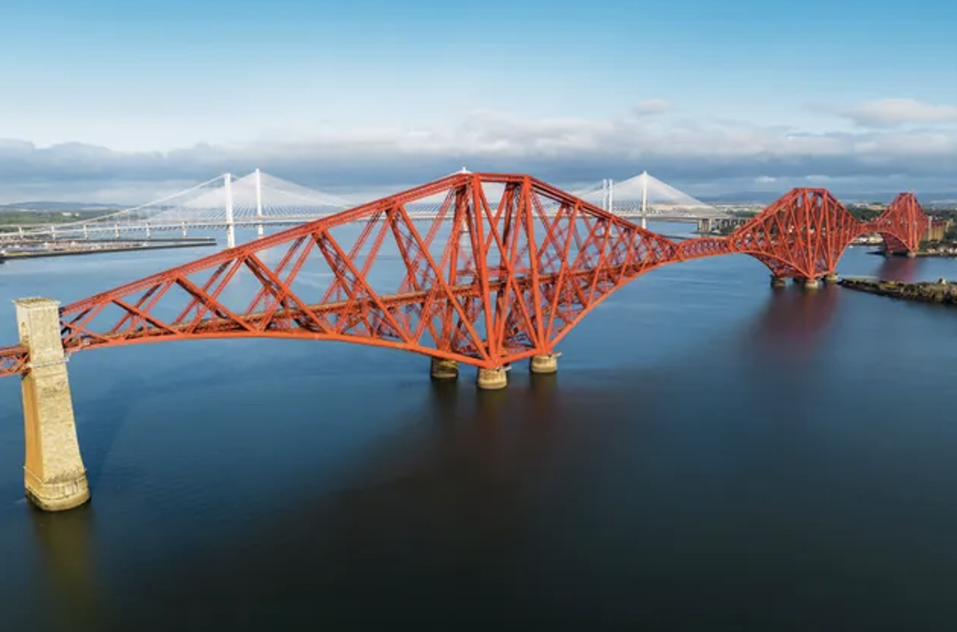 Background image - The 3 Forth Bridges | VisitScotland