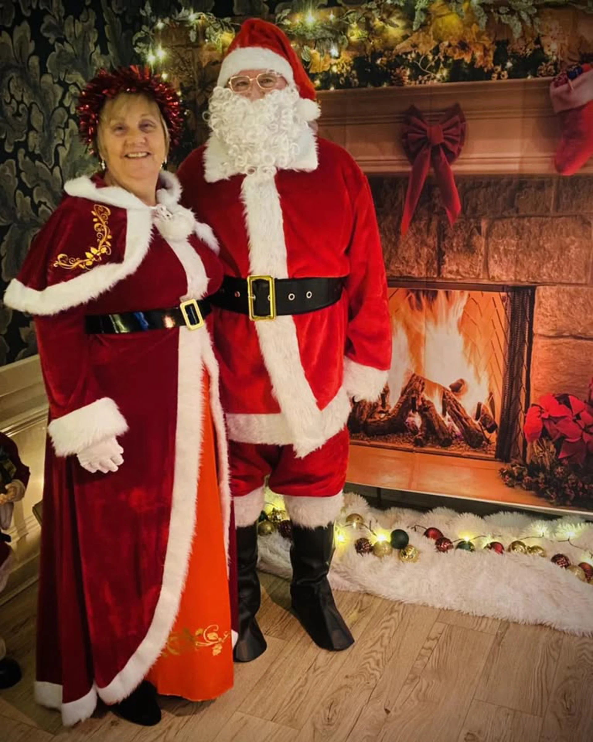 Background image - Festive Lunch Santa Inn At Charlestown