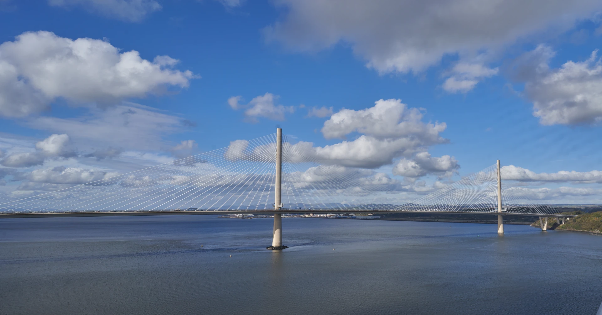 Background image - Queensferrycrossing4