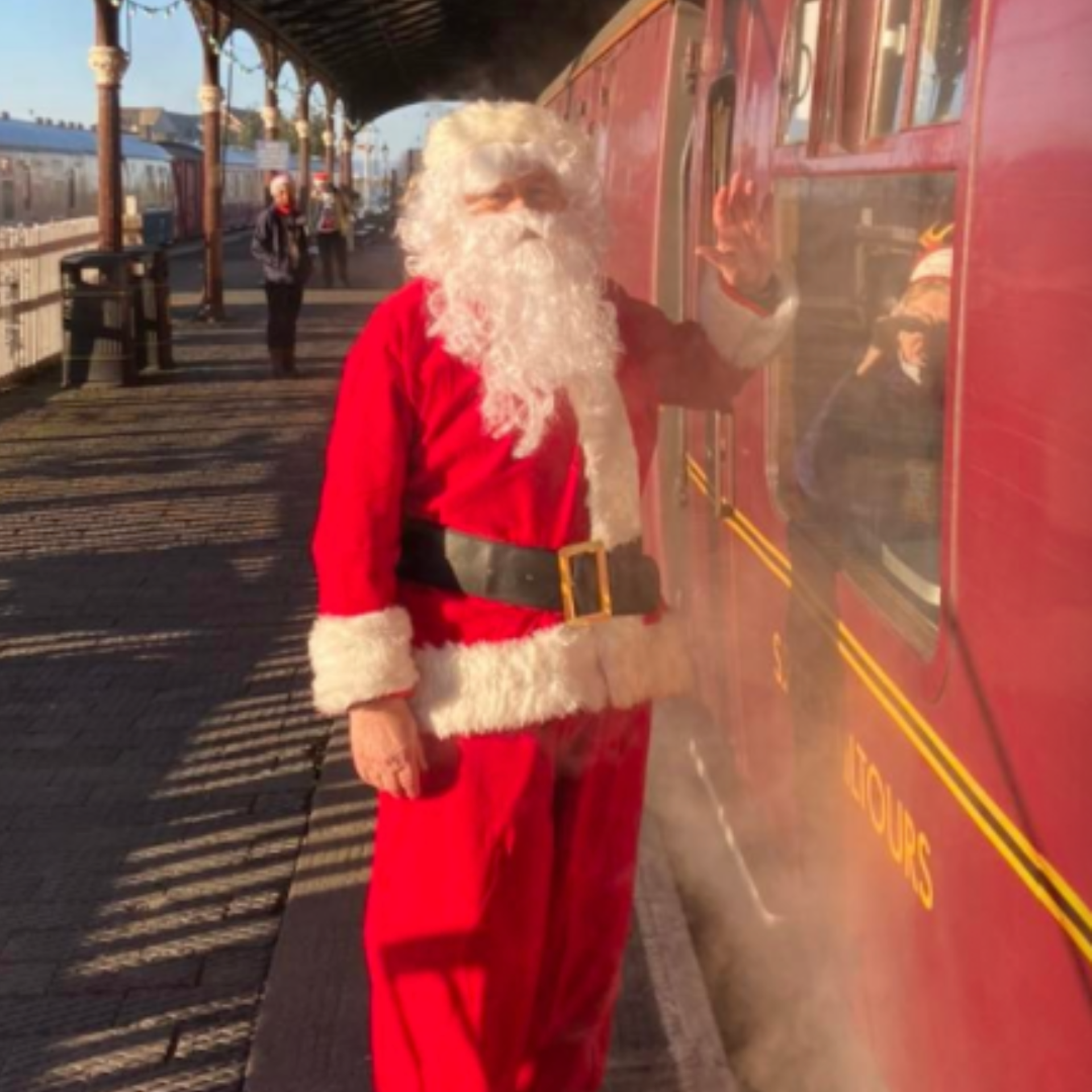 Background image - Santa Steam Train | Bo'ness & Kinneil (website)