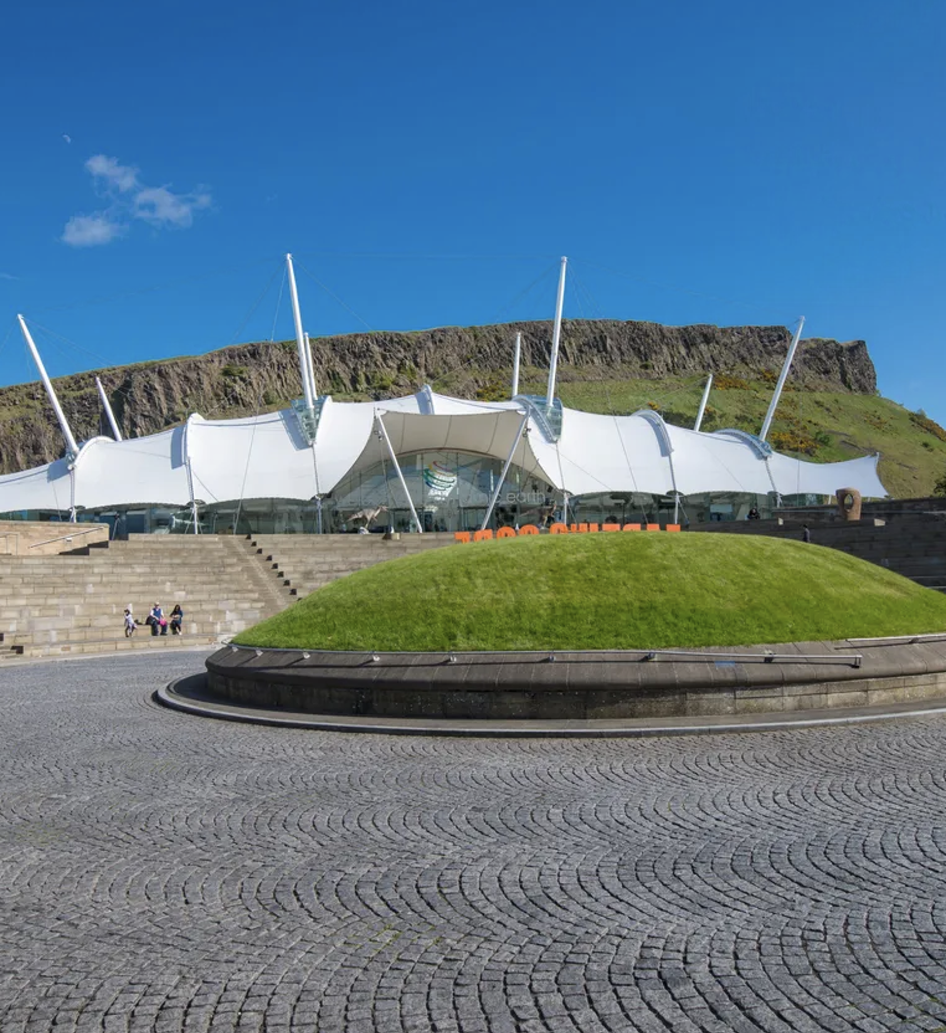 Background image - Our dynamic earth visit scotland