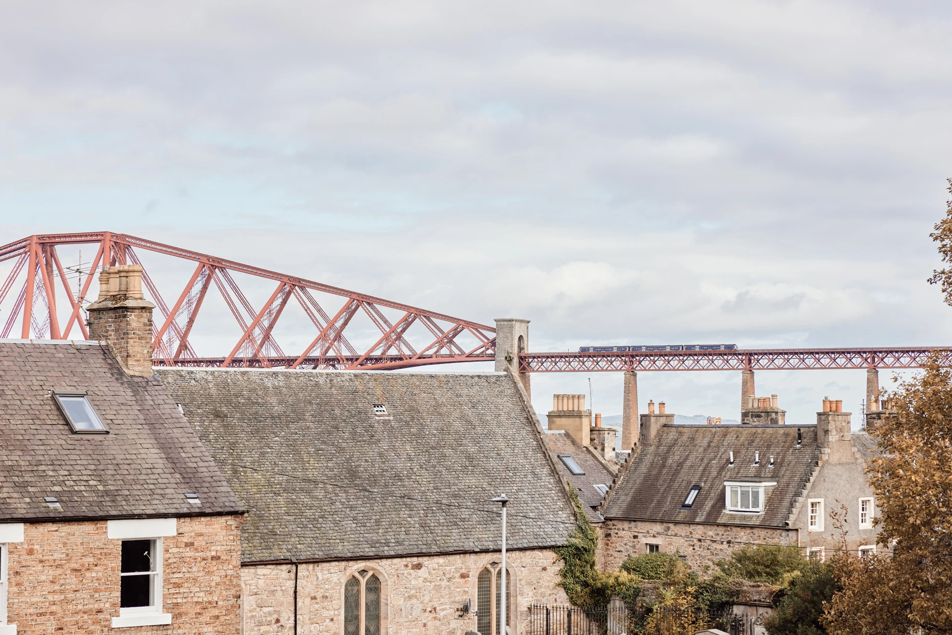 Trainoversouthqueensferry 2