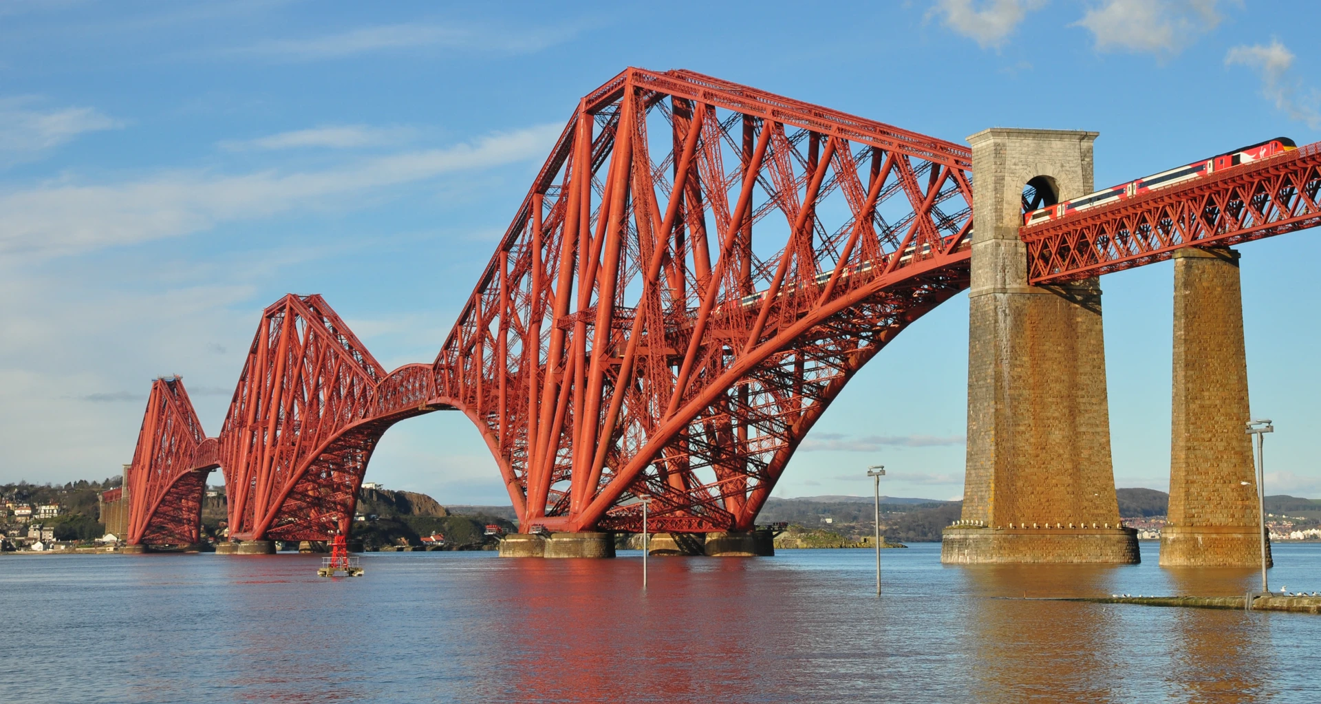 Background image - Virgintrainonforthbridge280217