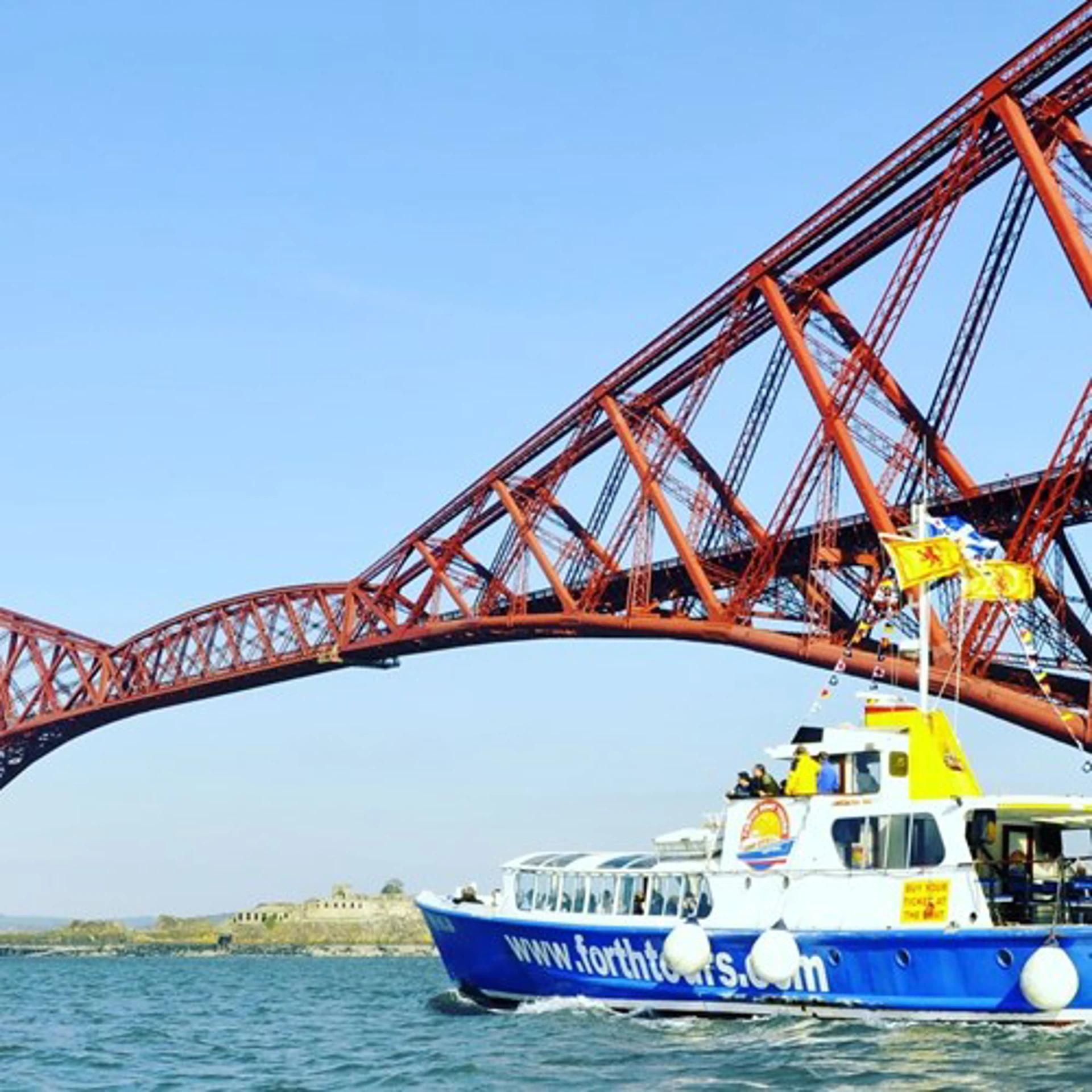 Background image - 2 See The Bridges From Below Forth Boat Tours