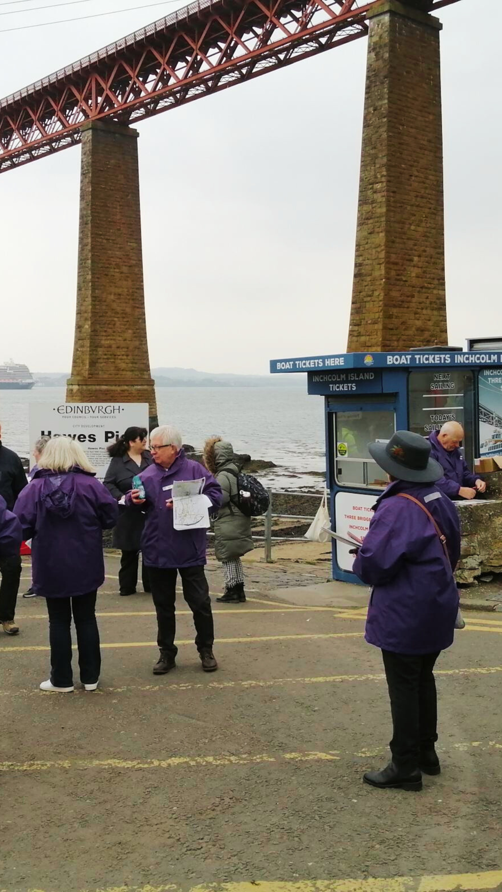 Background image - Forth Cruise Volunteers