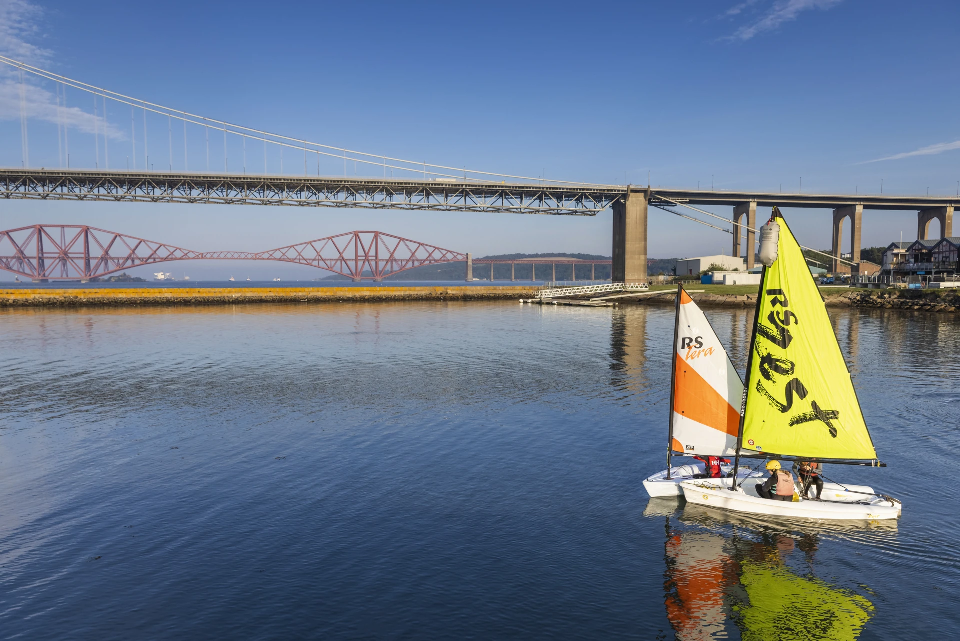 Background image - Visitscotland South Queensferry Watersports 09