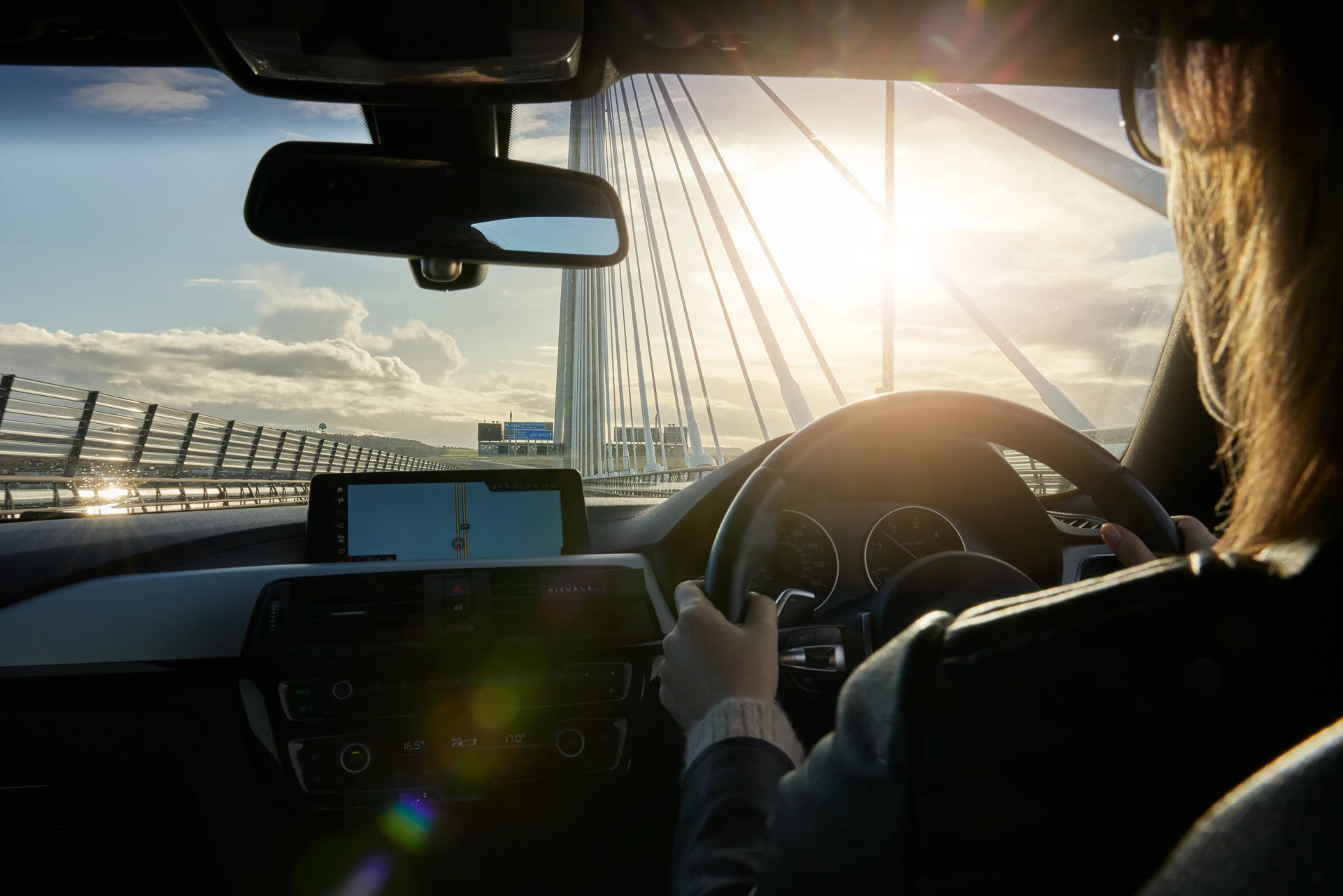 Background image - Gettinghereroadbridgebycar